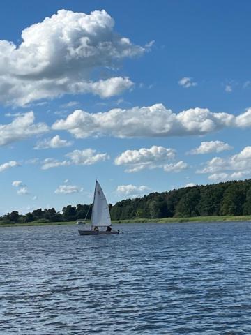 Haus Auf Dem See Elise, Matheo, Mads, Und Jarle Ferchesar Exteriör bild