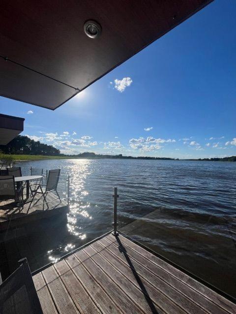 Haus Auf Dem See Elise, Matheo, Mads, Und Jarle Ferchesar Exteriör bild